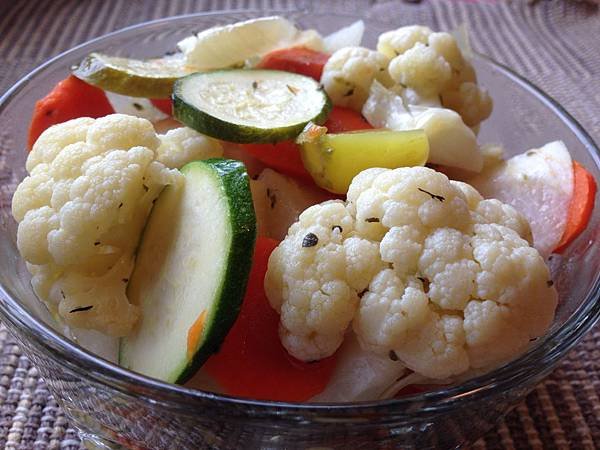 墨西哥式醃漬蔬菜  Mexican-Style Pickled Vegetables.jpg