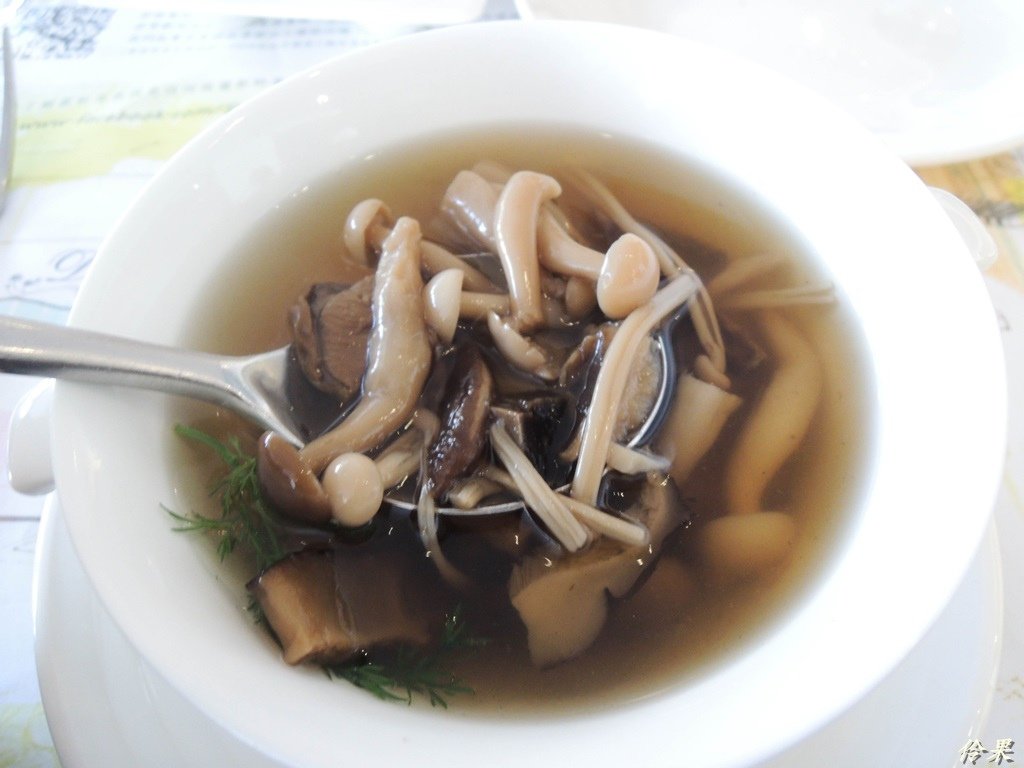 DSCN4124-2.jpg
