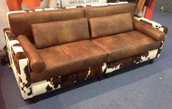 sofa-rustic-cowhide