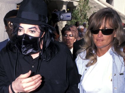 debbie-rowe-and-michael-jackson.jpg