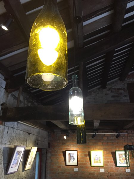 20150831-佈展 (18).jpg - 蘋果熊手繪創作展及繪畫教學