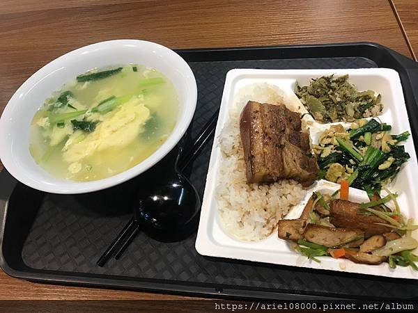 「新北美食」輔大醫院美食街--泰山區-新北市/金風牛肉麵/捷