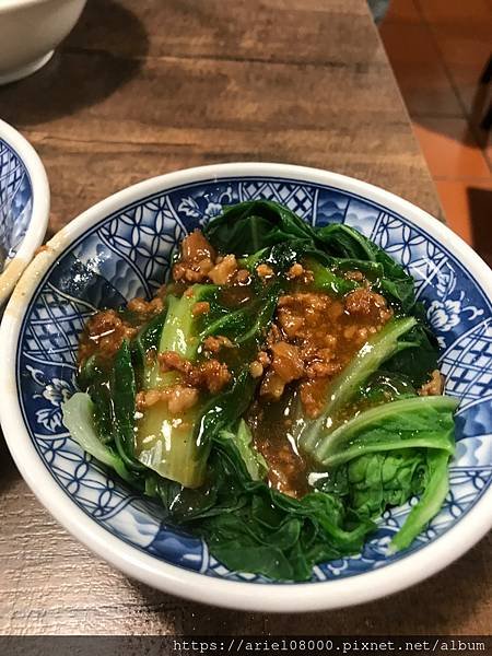 「台北美食」胡饕米粉湯-台北市府店-信義區-台北市/MRT市