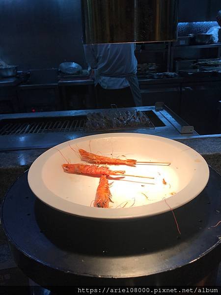 「台北美食}響食天堂 台北信義店－信義區－台北市/台北吃到飽
