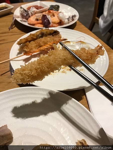 「台北美食}響食天堂 台北信義店－信義區－台北市/台北吃到飽