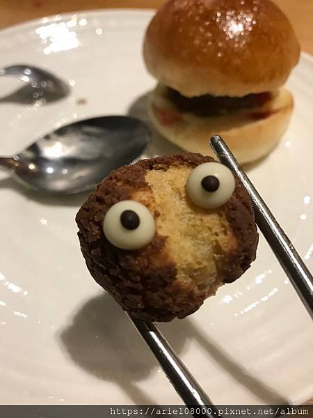 「台北美食}響食天堂 台北信義店－信義區－台北市/台北吃到飽