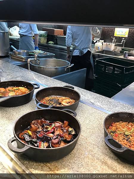 「台北美食}響食天堂 台北信義店－信義區－台北市/台北吃到飽