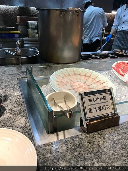 「台北美食}響食天堂 台北信義店－信義區－台北市/台北吃到飽