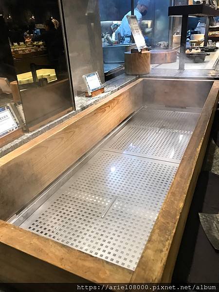 「台北美食}響食天堂 台北信義店－信義區－台北市/台北吃到飽