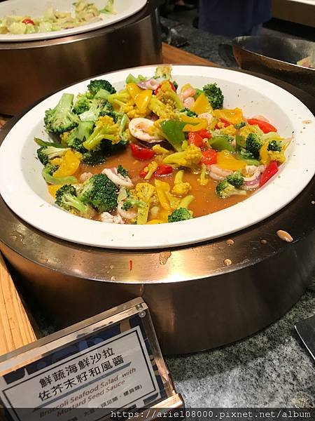 「台北美食}響食天堂 台北信義店－信義區－台北市/台北吃到飽