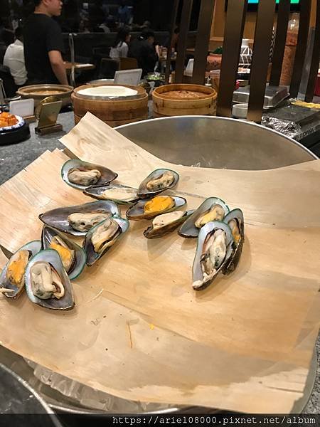 「台北美食}響食天堂 台北信義店－信義區－台北市/台北吃到飽