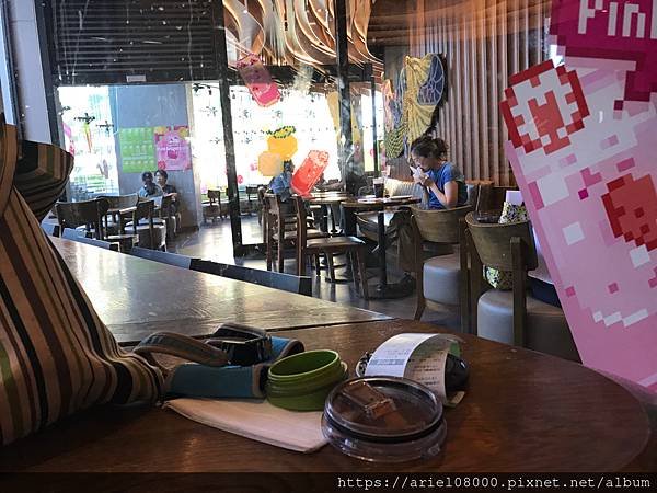 「台北美食」統一時代STARBUCKS 星巴克 (台北時代門