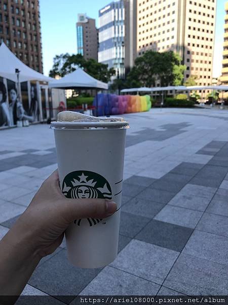 「台北美食」統一時代STARBUCKS 星巴克 (台北時代門