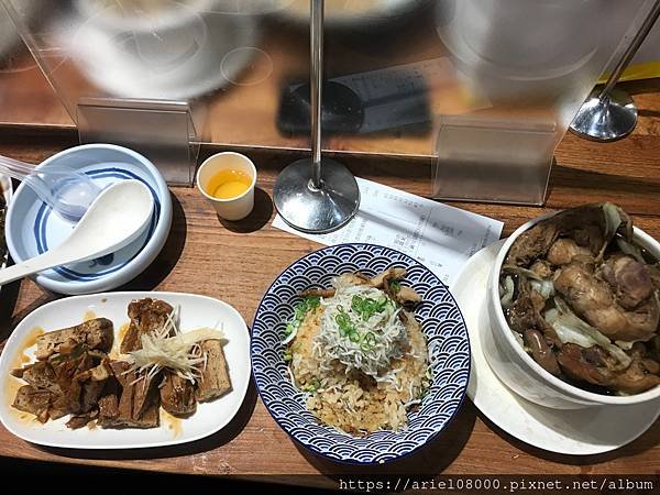 「台北美食」雙月食品社-青島店-中正區-台北/MRT善導寺/