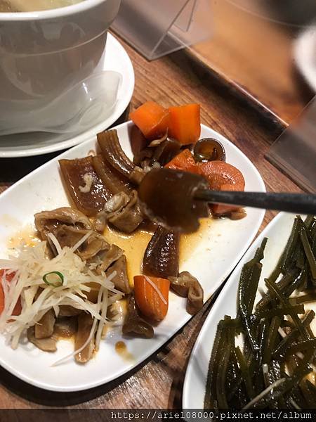 「台北美食」雙月食品社-青島店-中正區-台北/MRT善導寺/