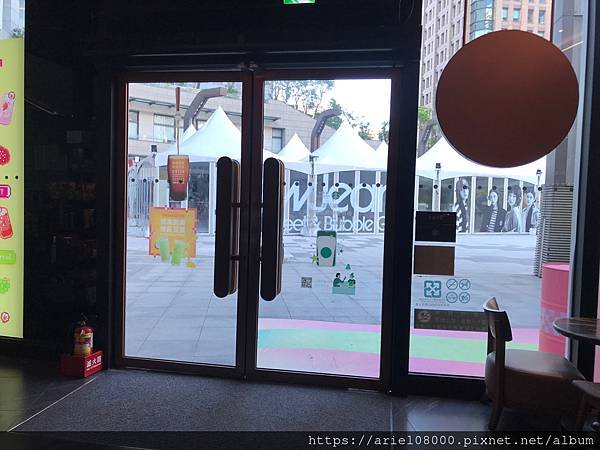 「台北美食」統一時代STARBUCKS 星巴克 (台北時代門
