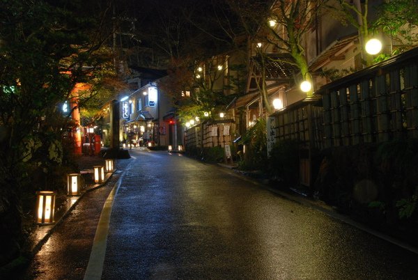 快到貴船神社了～～