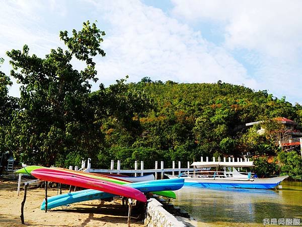 019-Coron Coral Bay Beach And Dive Resort.JPG