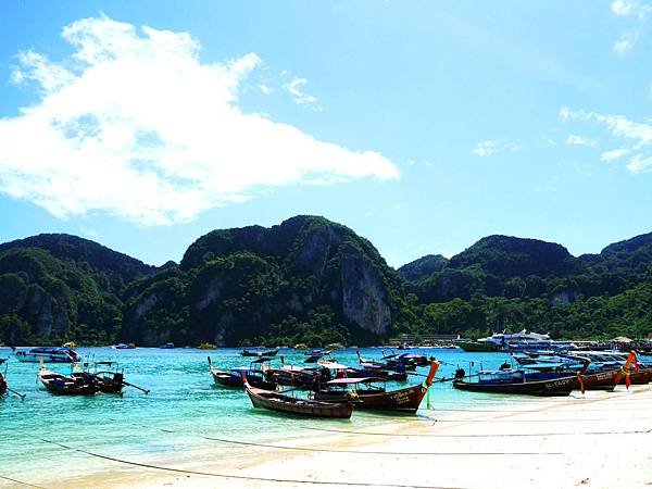 08-泰國普吉島 Phi Phi Islands 大PP島.JPG