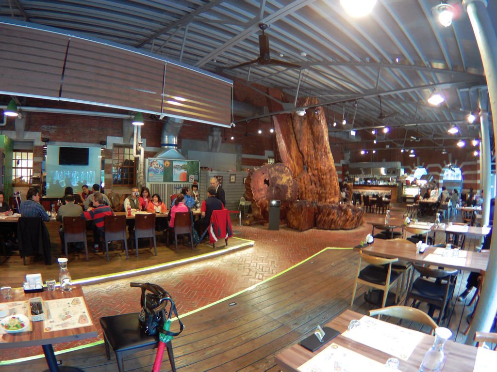 53-國立臺灣博物館南門園區、呦呦荷造場 古蹟裡用餐.JPG