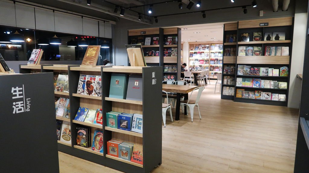 25-益品書屋 EP-BOOKS(台北市仁愛路).JPG