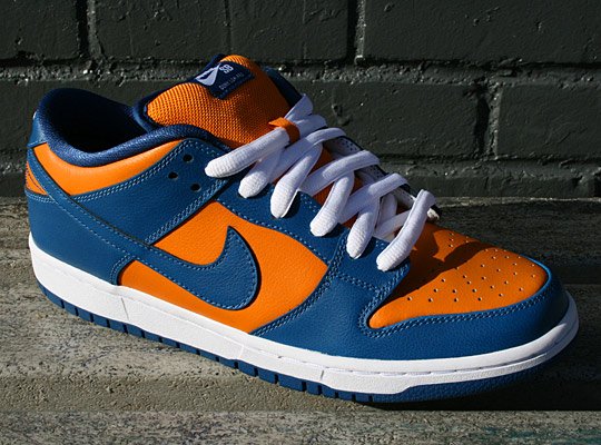 Nike-SB-Dunk-Low-Knicks-Sneakers.jpg
