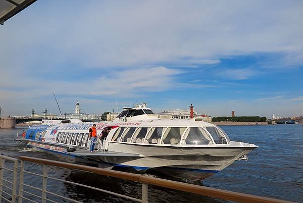 100IMG_0946.jpg
