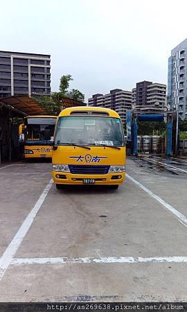 TOYOTA COASTER.jpg