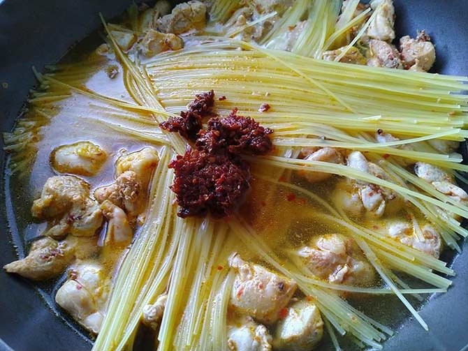 辣味雞肉義大利麵5.jpg