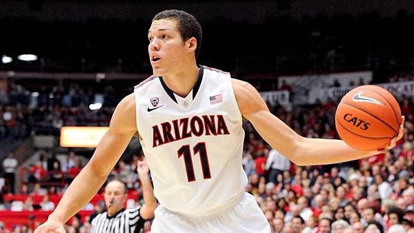 PI-CBK-Arizona-Aaron-Gordon-121913.jpg