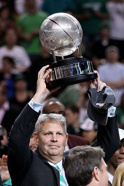 Ainge101246179.jpg