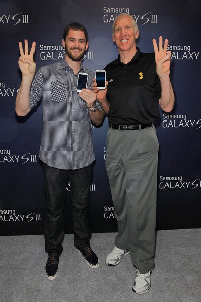 Kevin+Love+Bill+Walton+Samsung+Galaxy+III+BZGKZDfoSsKl.jpg