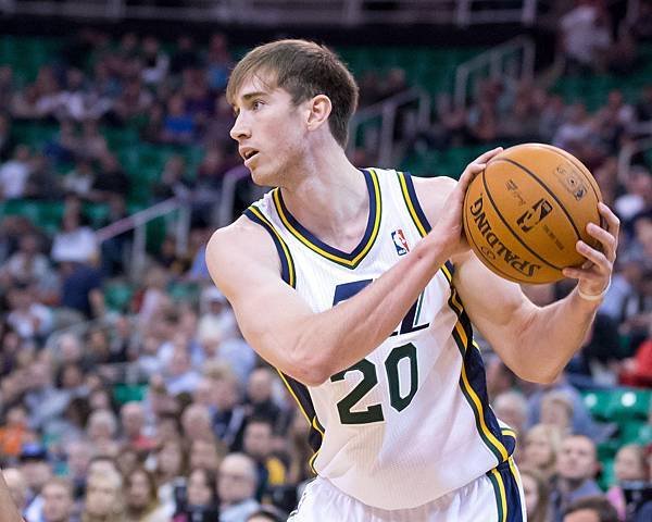 gordon_hayward_20_large.jpg