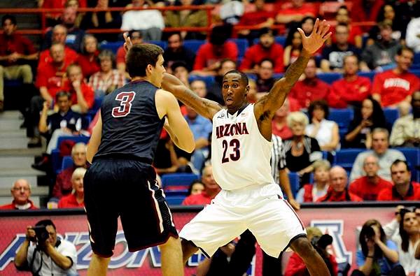 Rondae_Hollis-Jefferson_UofA_Basketball.jpg