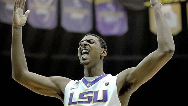 042414-CBK-LSU-JORDAN-MICKEY-DC-PI_vresize_1200_675_high_16.jpg