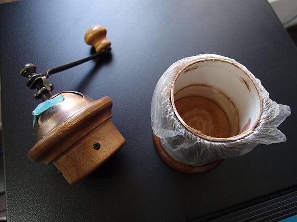 郵筒型手搖磨豆機