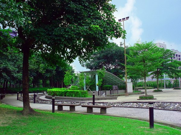 citysquare03.jpg