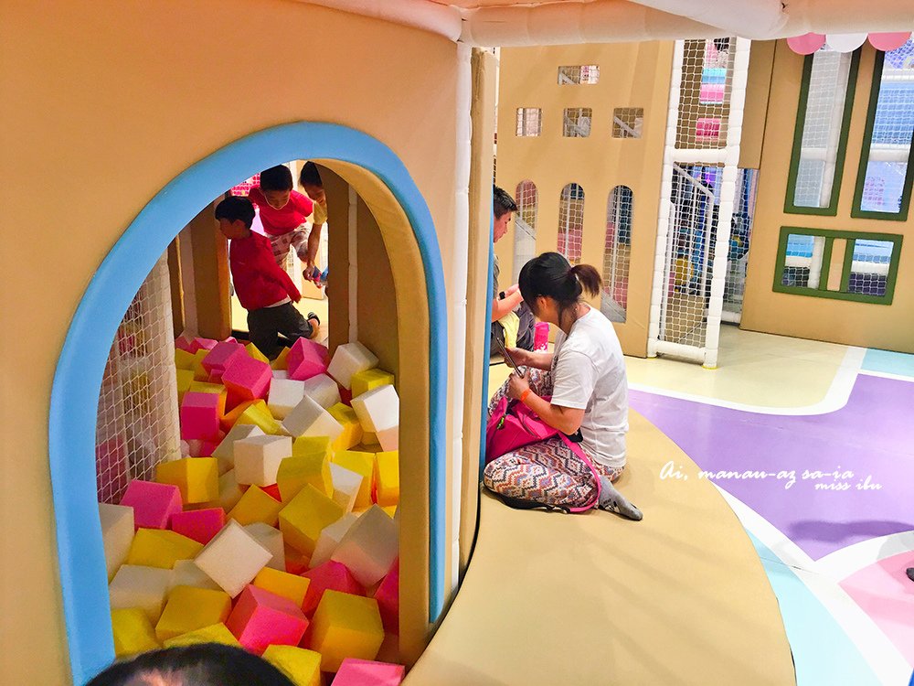 [新北。親子樂園] 馬卡龍夢幻場景好玩又好拍~新北中和KID