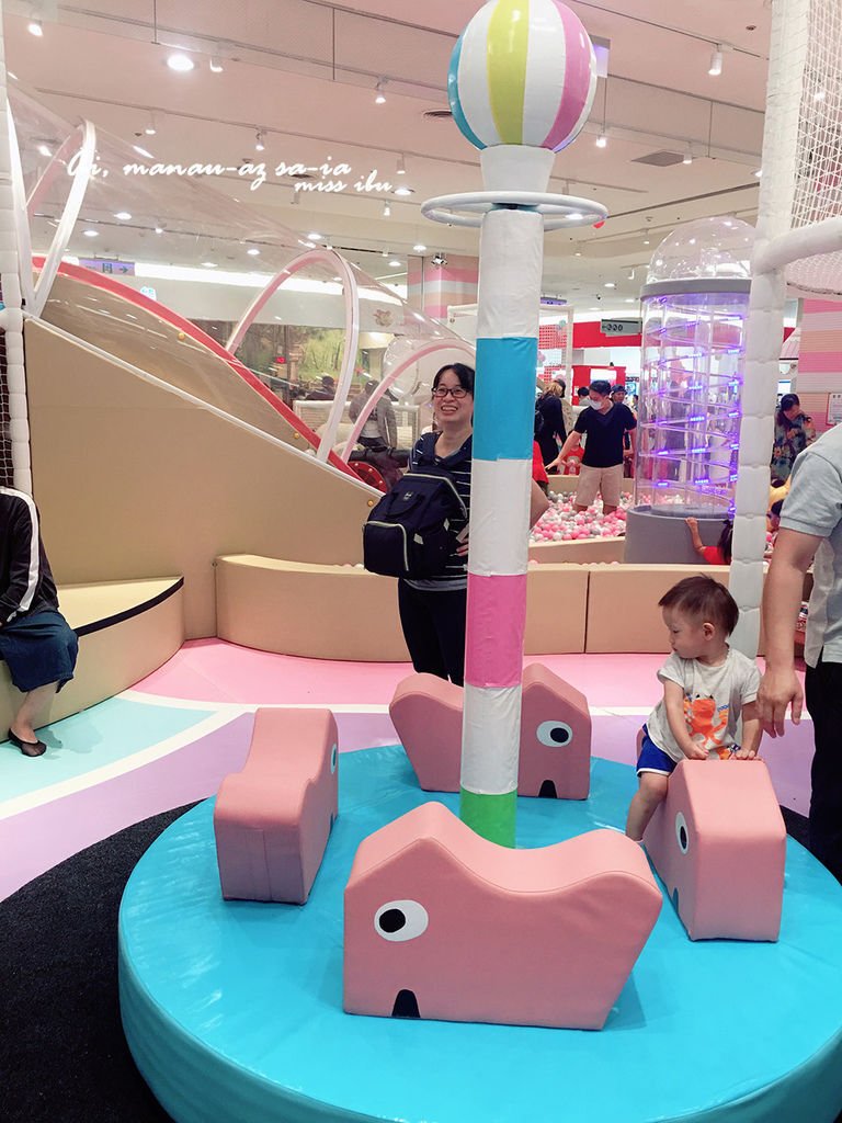 [新北。親子樂園] 馬卡龍夢幻場景好玩又好拍~新北中和KID