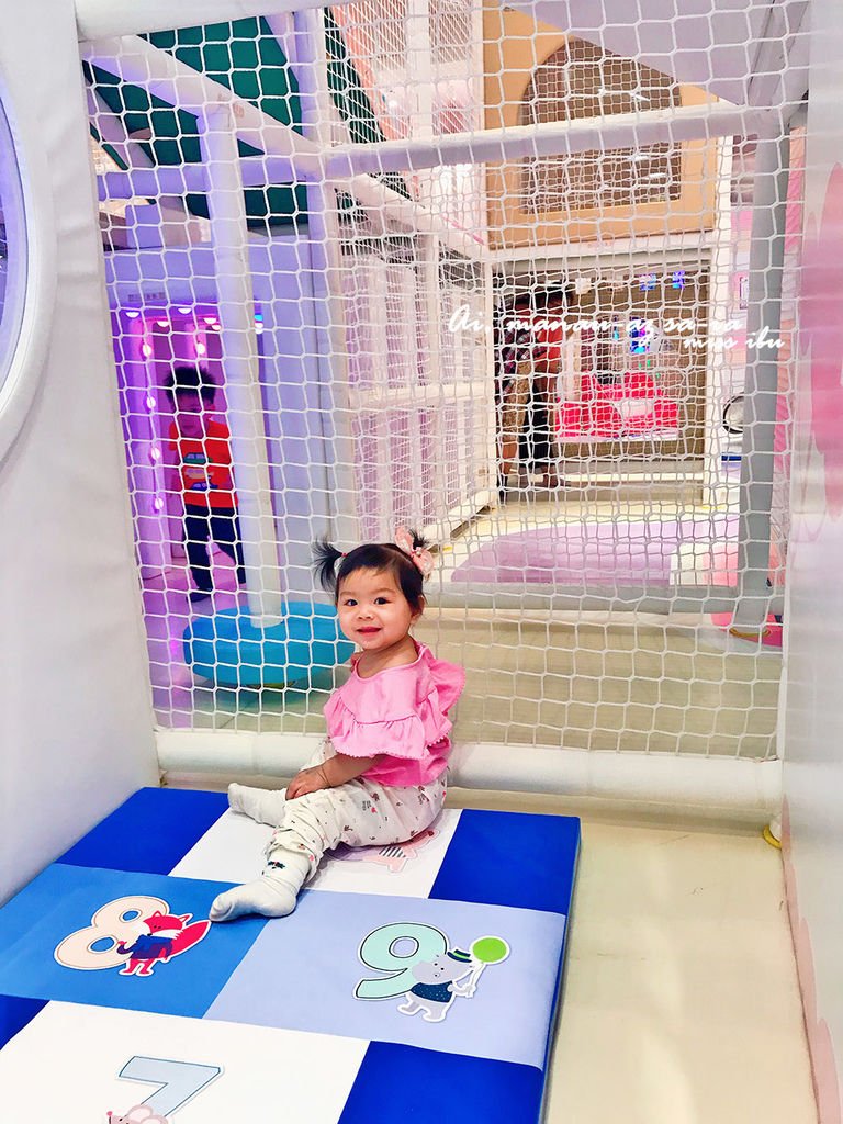 [新北。親子樂園] 馬卡龍夢幻場景好玩又好拍~新北中和KID