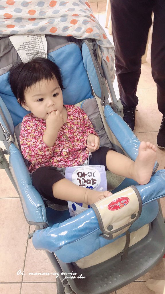 依芸滿周歲的飲食調整~南陽林貝兒幼兒成長配方+林貝兒輔食