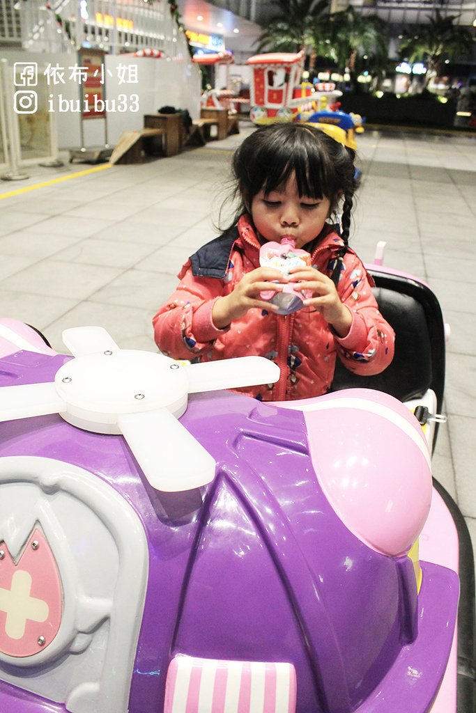 水果汁、小孩、小孩飲料、小孩果汁、幼兒食品、幼兒果汁、 幼兒飲品推薦、果汁、蔬菜果汁、蔬果汁、百分百果汁、 100%果汁、草莓果汁、胡蘿蔔汁、新竹美食、十全特好、十 全果醋 、iOiO、一比呀呀、禮盒推薦