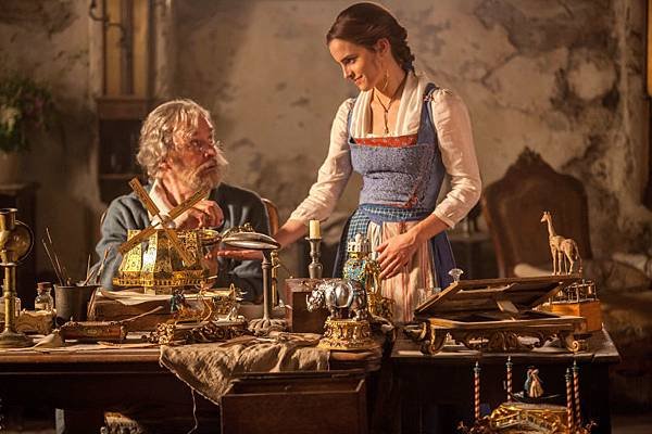 gallery-1478513336-belle-and-her-father-beauty-and-the-beast.jpg