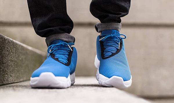 jordan-future-low-photo-blue-02.jpg