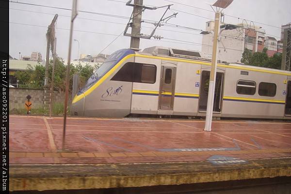 10220020電聯車