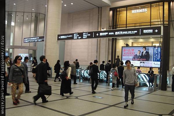 10230130錯縱複雜的梅田站路網