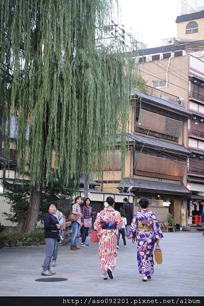 11241850祇園廣場