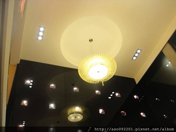 2015121303大廳吊燈