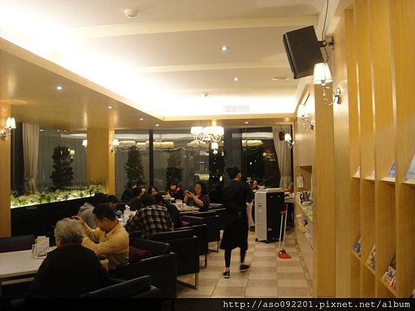 2015121305用餐區