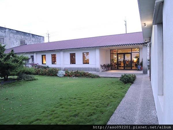 2016050601白色建築2